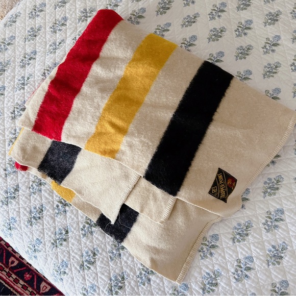 Vintage 50’s 60’s Trapper Point 100% Wool Striped Blanket - Picture 6 of 8